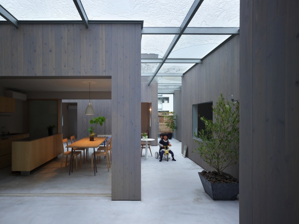 CF068000 © Toshiyuki Yano / Nacasa & Partners