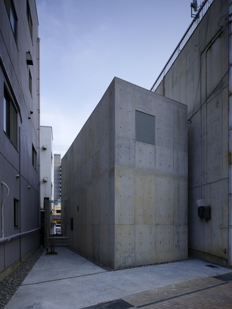 House in Hiro / Suppose Design Office