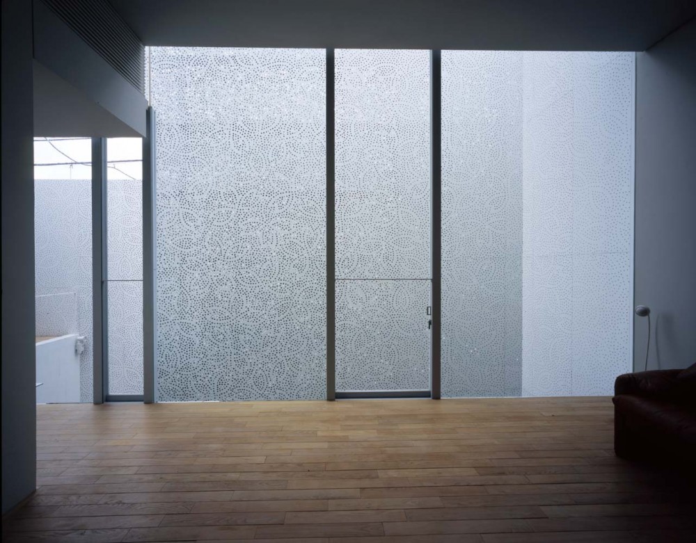 Sakura - Mount Fuji Architects Studio © Ryota Atarashi