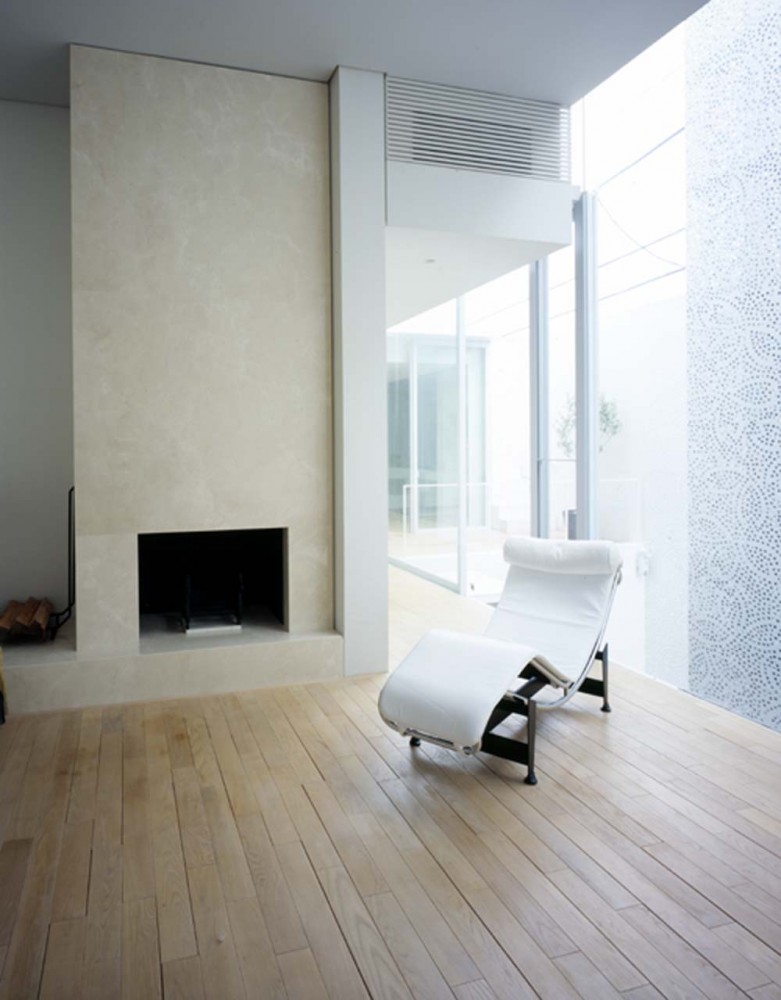 Sakura - Mount Fuji Architects Studio © Ryota Atarashi