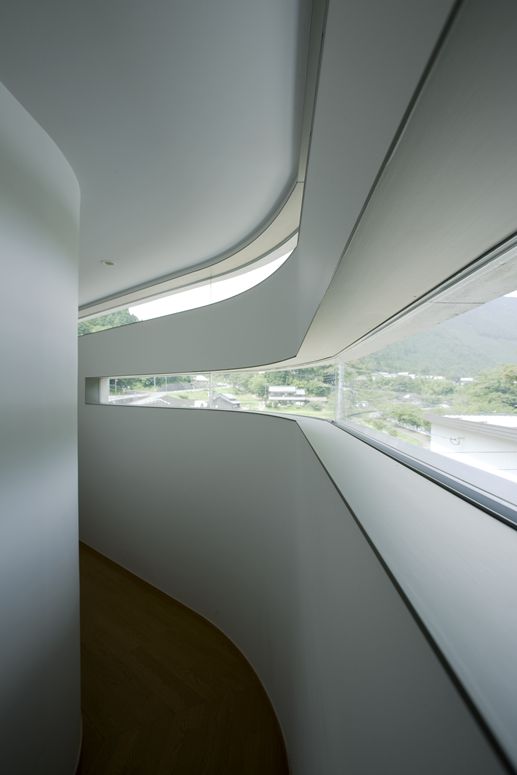 Horizontal House - EASTERN Design Office © Koichi Torimura