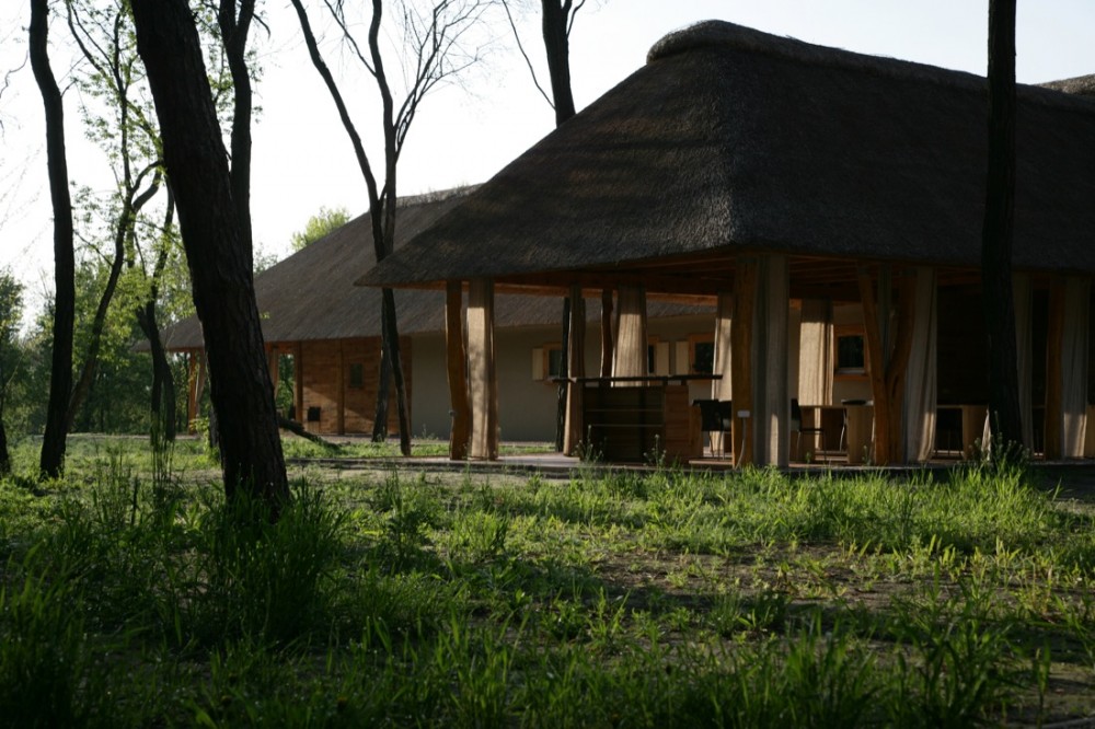 FriendHouse Hotel / Ryntovt
