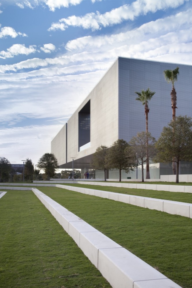 Tampa Museum of Art / Stanley Saitowitz | Natoma Architects