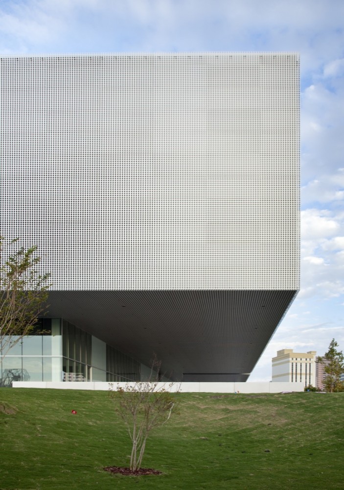 Tampa Museum of Art / Stanley Saitowitz | Natoma Architects