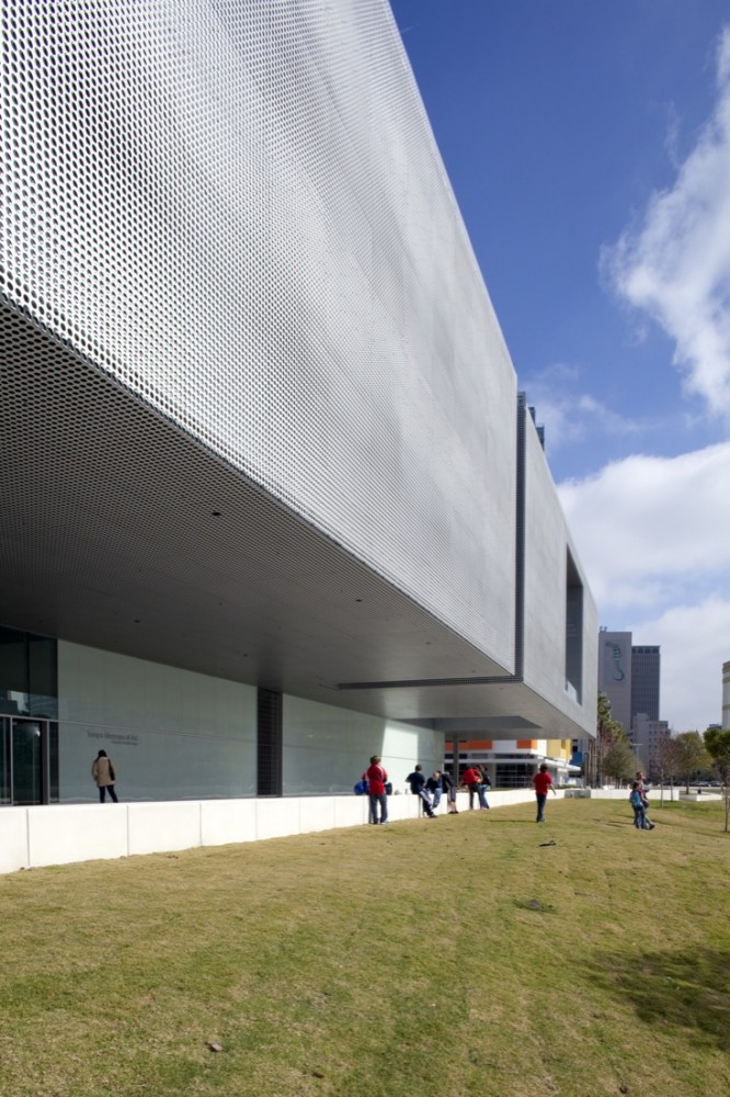Tampa Museum of Art / Stanley Saitowitz | Natoma Architects