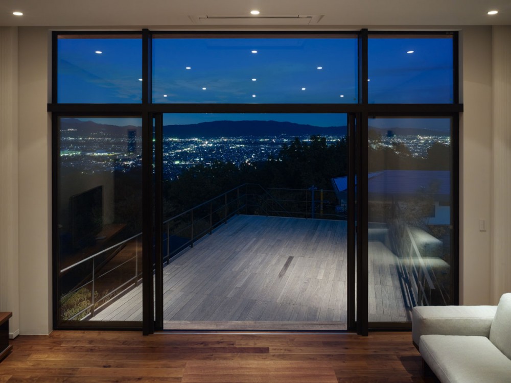 Les Aventuriers / Shun Hirayama Architecture