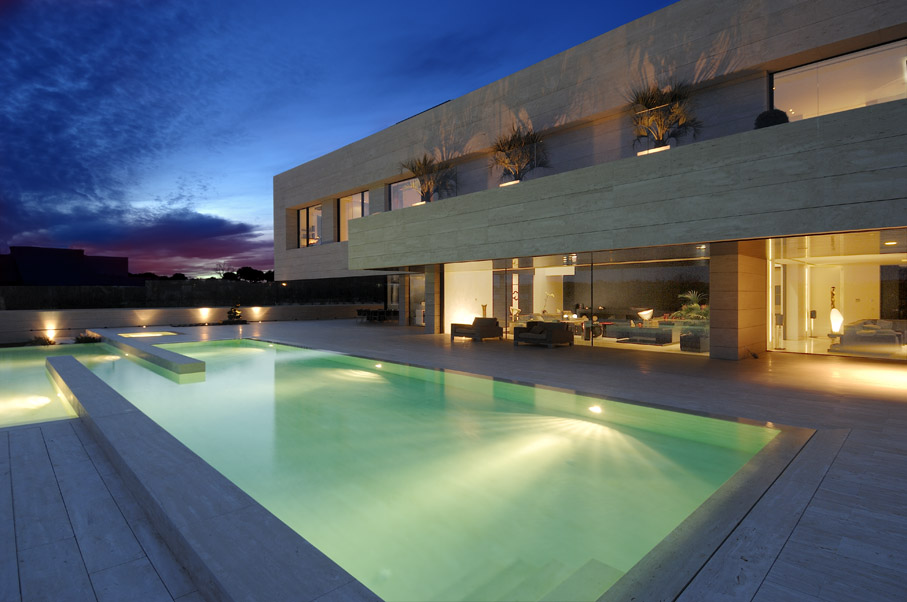 La Finca Residence / A-cero