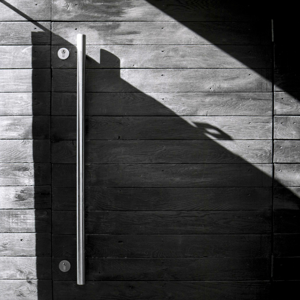 Wooden Japanese House - Konishi Gaffney Architects © Alan Craigie