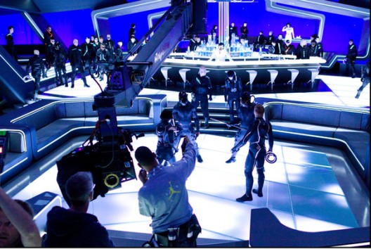 A-birds-eye-view-of-the-end-of-the-line-bar-from-Tron-Legacy_gallery_primary