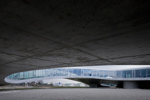 Rolex Learning Center - SANAA - Iwan Baan © Iwan Baan