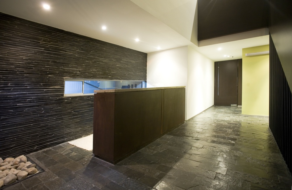 Athikia Building / Daniel Bonilla Arquitectos