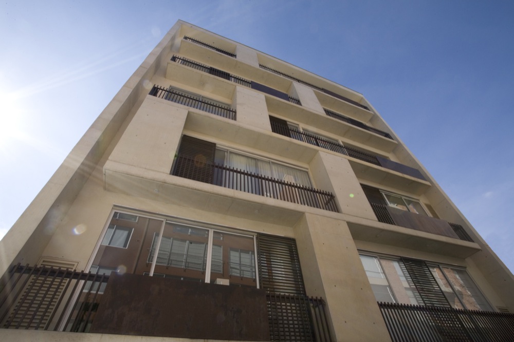 Athikia Building / Daniel Bonilla Arquitectos