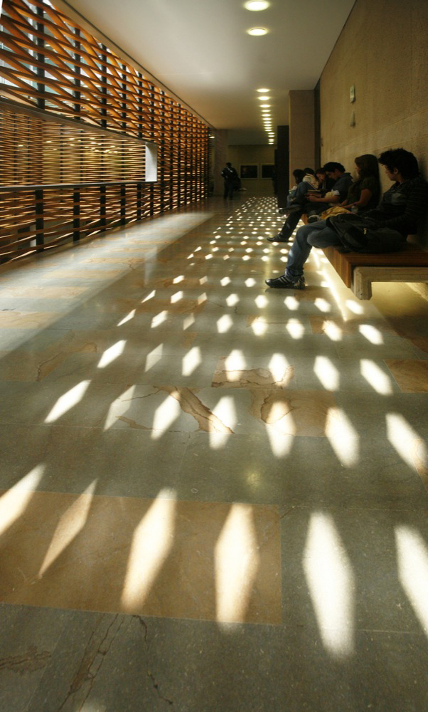 Julio Mario Santo Domingo Building - Daniel Bonilla Arquitectos © Rodrigo Davila