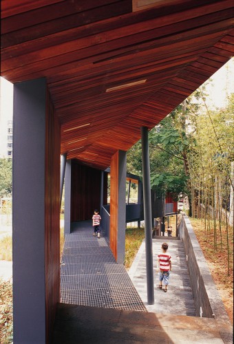 Gallery02