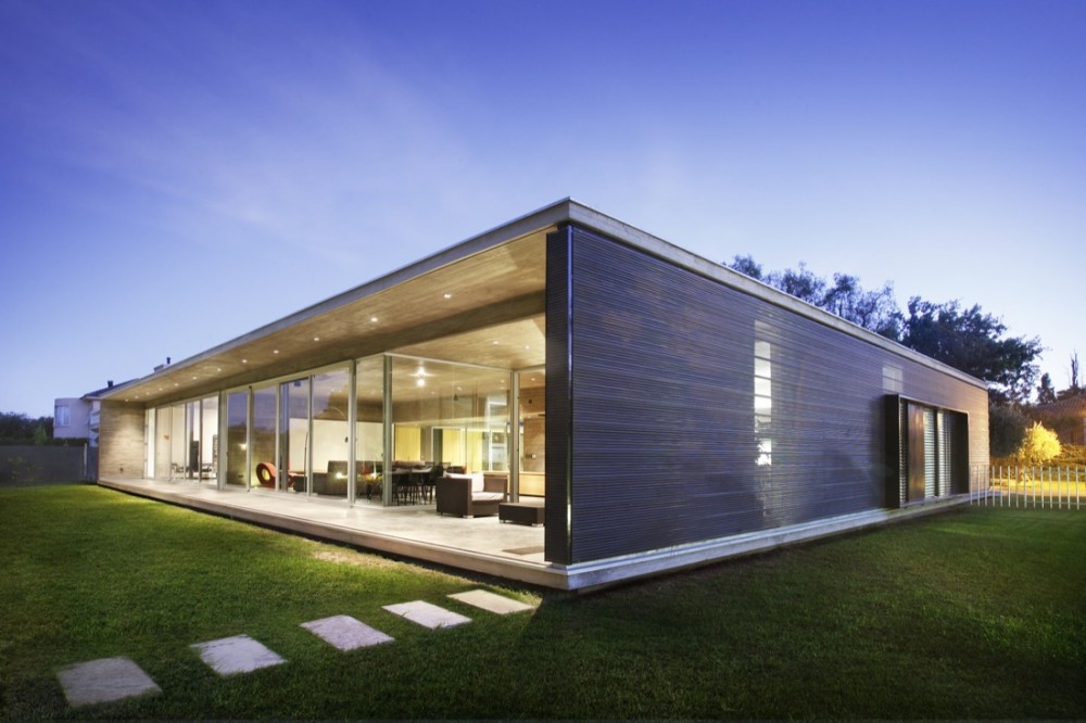 Codina House - A4estudio © Federico García