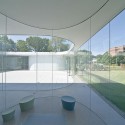 Glass Pavilion at the Toledo Museum of Art / SANAA Pritzker Prize 2010 Glass Pavilion at the Toledo Museum of Art / SANAA Pritzker Prize 2010 © Iwan Baan
