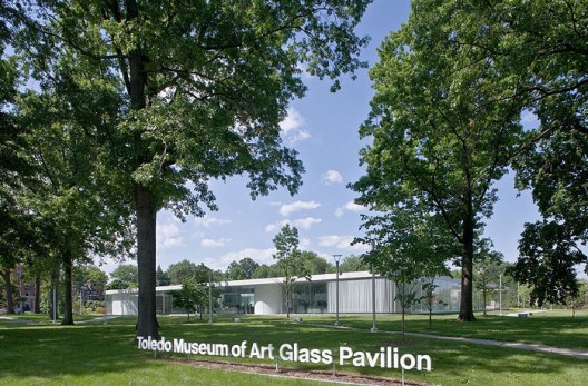 Glass Pavilion at the Toledo Museum of Art / SANAA Pritzker Prize 2010