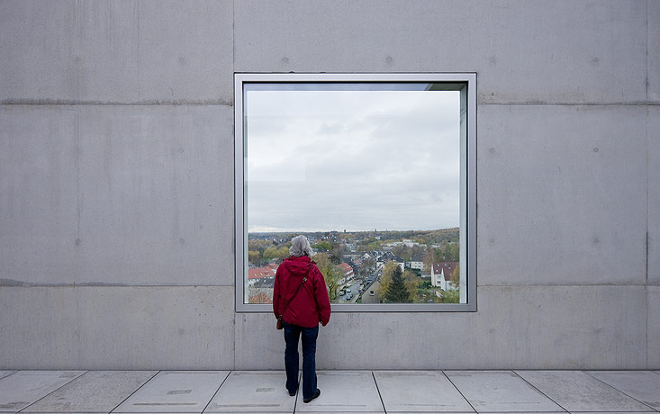 Zollverein School of Management and Design / SANAA