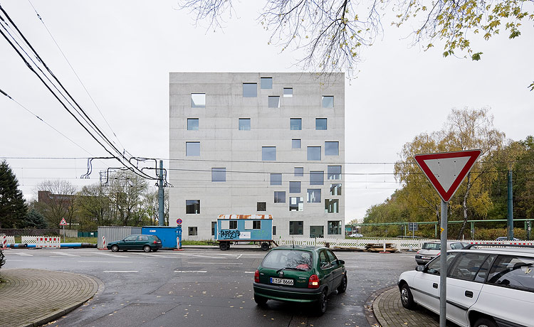 Zollverein School of Management and Design / SANAA