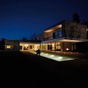 House- Haus M - Titus Bernhard Architects House- Haus M - Titus Bernhard Architects © Jens Weber & Orla Conolly