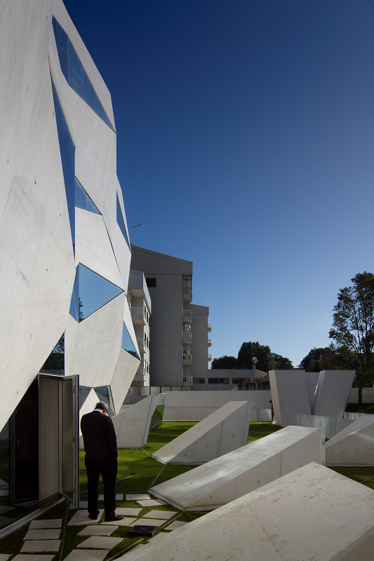 Vodafone Headquarters / Barbosa & Guimarães