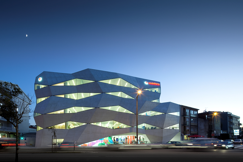 Vodafone Headquarters / Barbosa & Guimarães