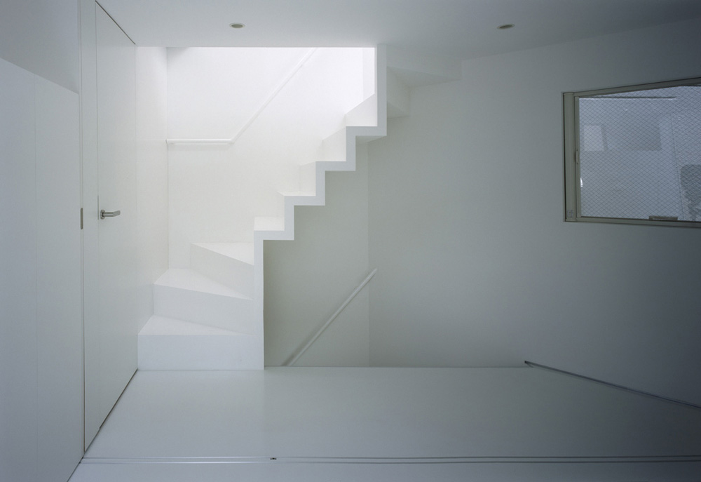 House in Matsubara - Ken'ichi Otani Architects © Koichi Torimura