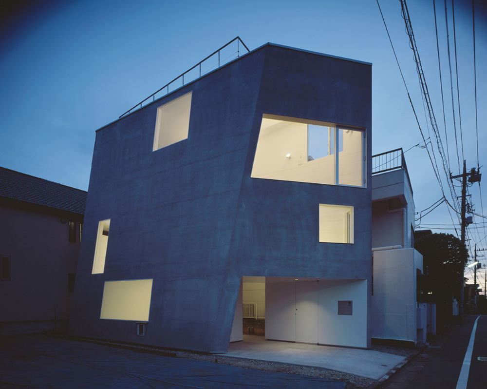 House in Matsubara - Ken'ichi Otani Architects © Koichi Torimura
