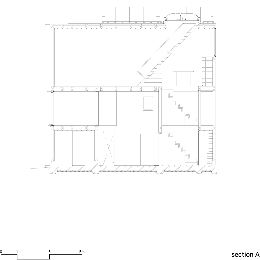 House in Matsubara - Ken'ichi Otani Architects section 01