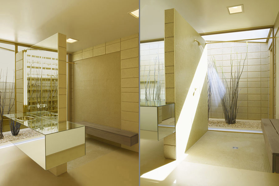 14 bathroom-lav-combo1 © Brad Lansill