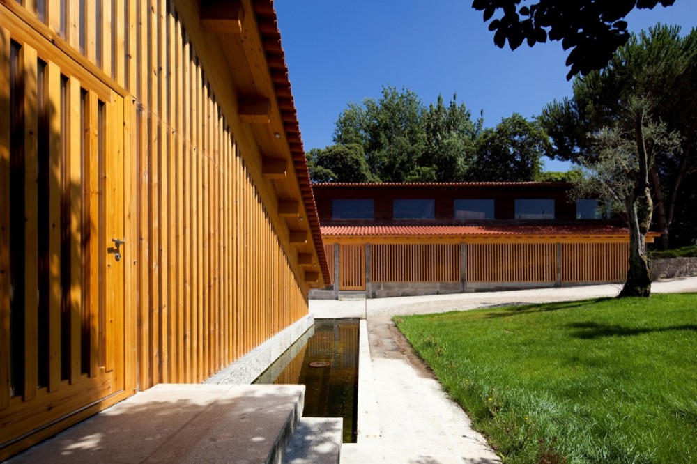 Casa da Torre Winery / Castanheira & Bastai Arquitectos Associados