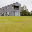Blue Rock House - Anmahian Winton Architects Blue Rock House - Anmahian Winton Architects © Jane Messinger