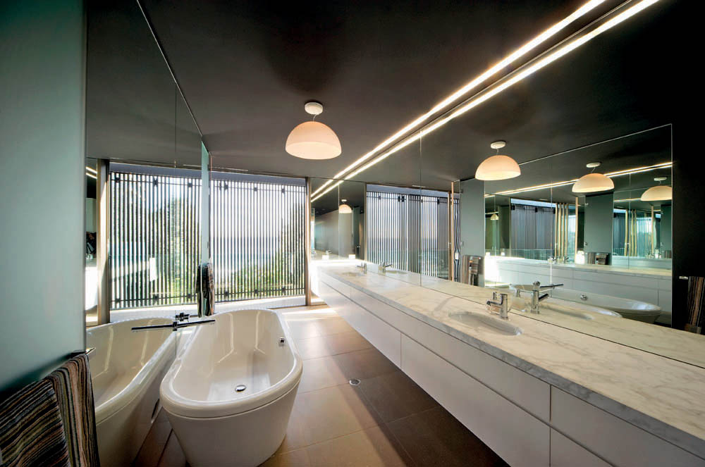 Freshwater House - Chenchow Little © John Gollings
