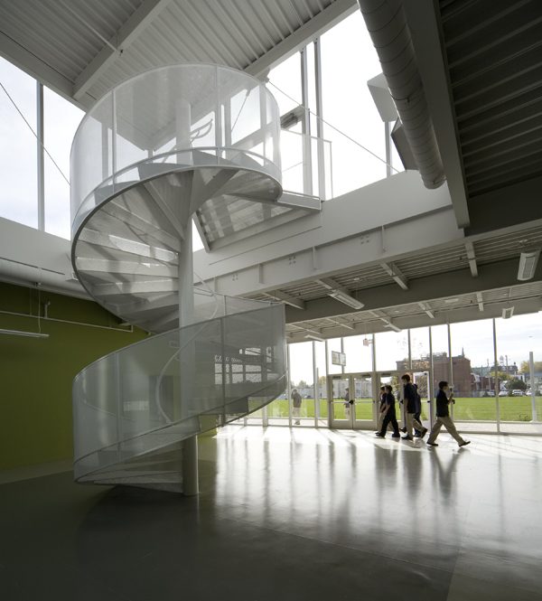 Complexe sportif de l'Assomption - Les Architectes FABG © Steve Montpetit