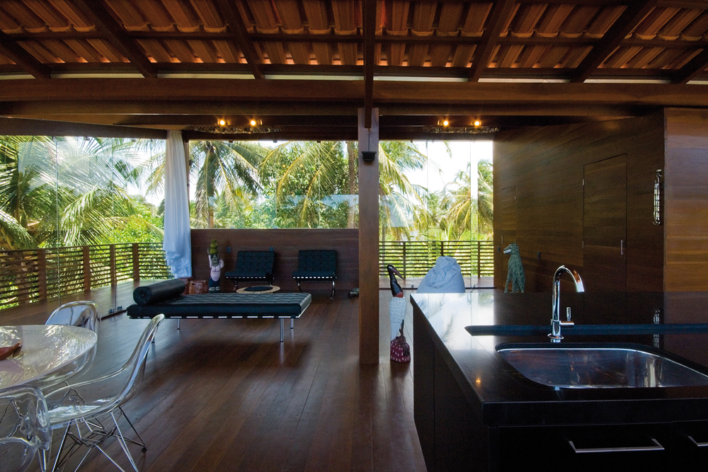 Tropical House - Camarim Architects © Nic Olshiati