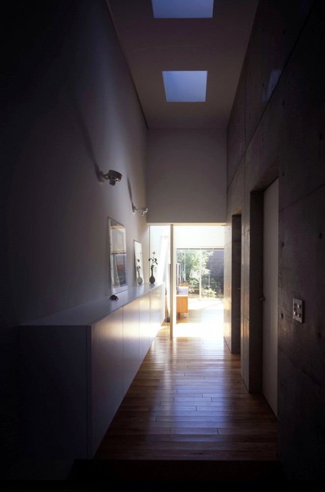 House in Hamadayama - K+S Architects © Hiroshi Ueda