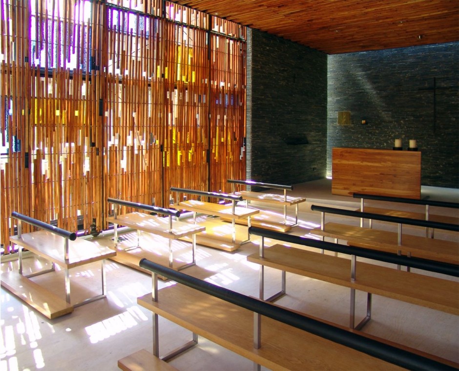 Porciúncula de la Milagrosa Chapel / Daniel Bonilla Arquitectos