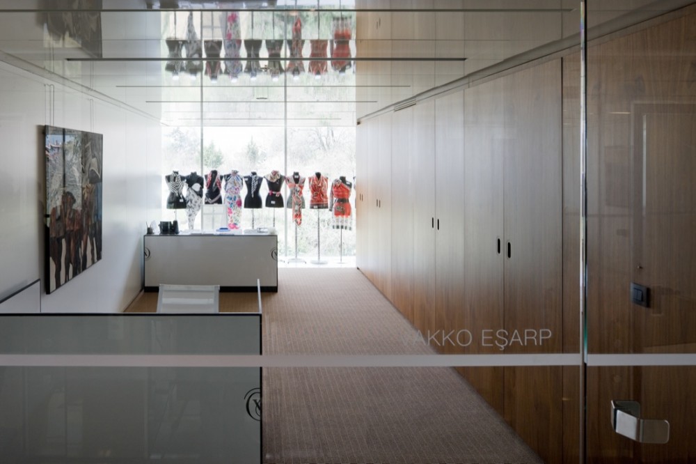 Vakko Headquarters and Power Media Center / REX