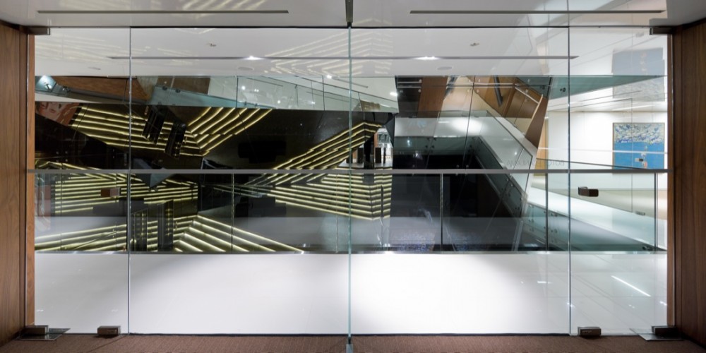 Vakko Headquarters and Power Media Center / REX