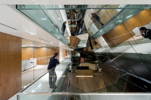 Vakko Headquarters and Power Media Center / REX