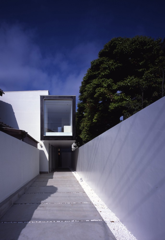House with Court / K+S Architects