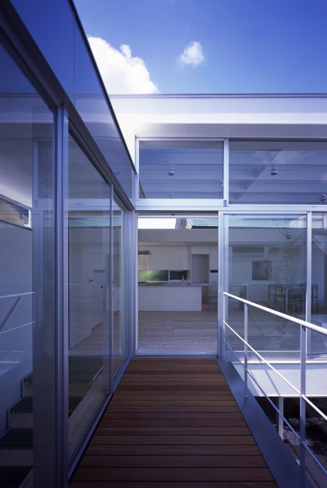 House with Court / K+S Architects