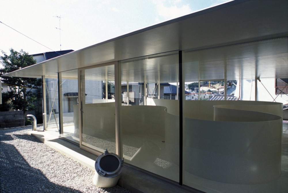 Clover House / Katsuhiro Miyamoto & Associates