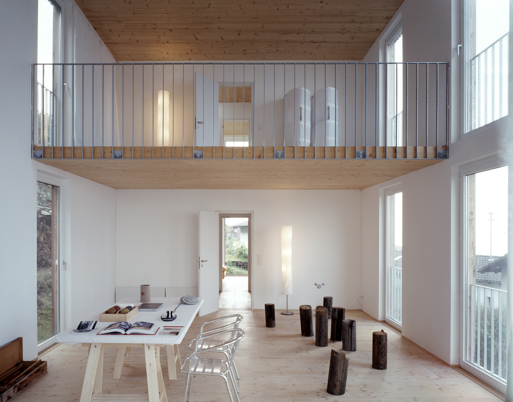 Casa Larga / Daniele Claudio Taddei