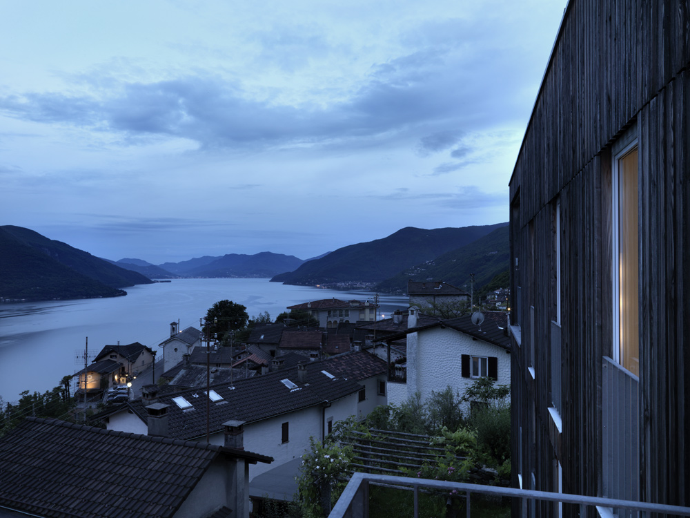 Casa Larga / Daniele Claudio Taddei