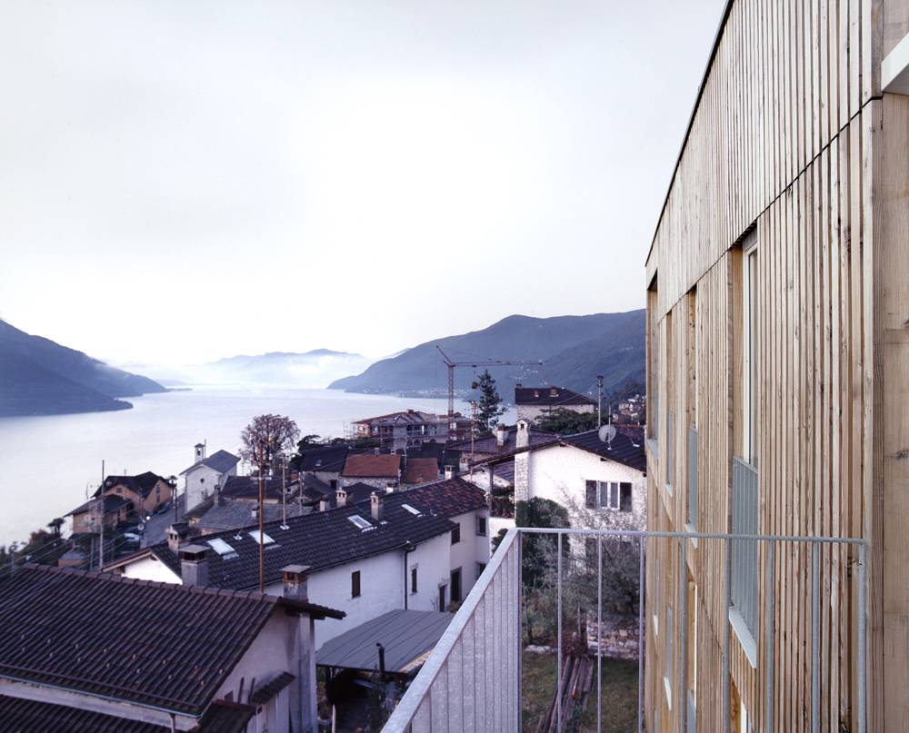 Casa Larga / Daniele Claudio Taddei