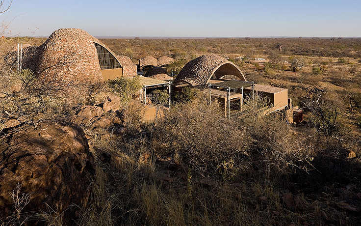 Mapungubwe Interpretation Centre / Peter Rich Architects