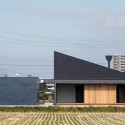 Shirakuchi House - Design nico Architect Associates © Kousei Miyawaki