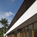 Water-Cooled House - Wallflower Architecture + Design Water-Cooled House - Wallflower Architecture + Design © Albert Lim