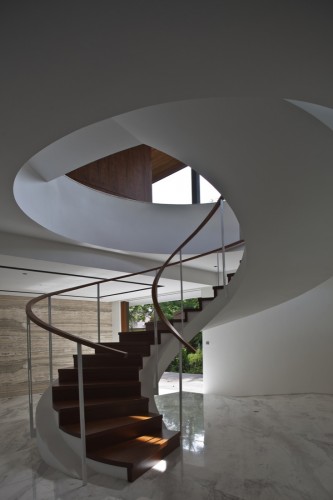Water-Cooled House 10